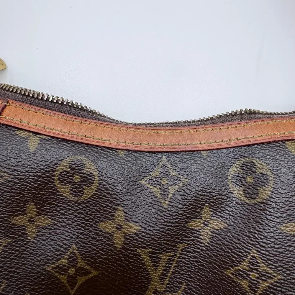 Authenticated Vintage Louis Vuitton Crossbody – Classic Monogram Shoulder Purse - Picture 13 of 15